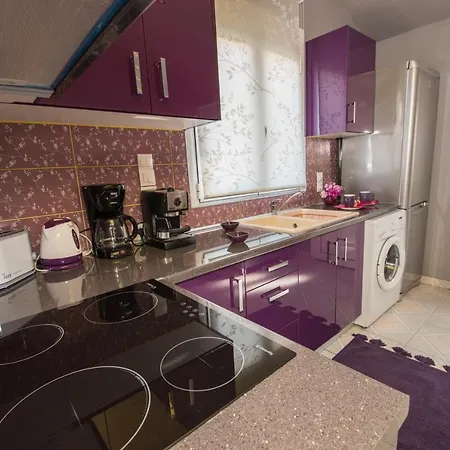 Lila Apartment *